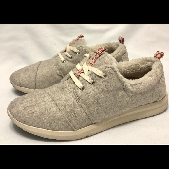 TOMS Del Rey Lace Up Sneakers - Picture 1 of 9